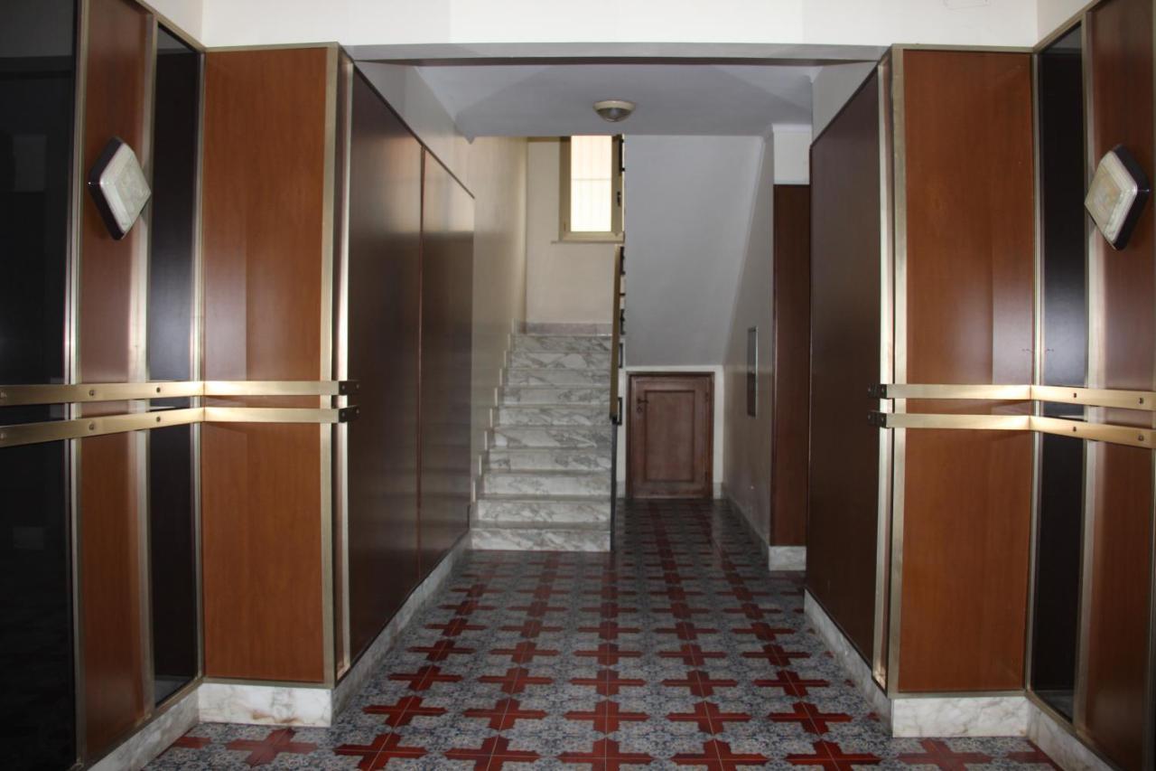 לידו די אוסטיה Appartamento Via Dei Fabbri Navali מראה חיצוני תמונה